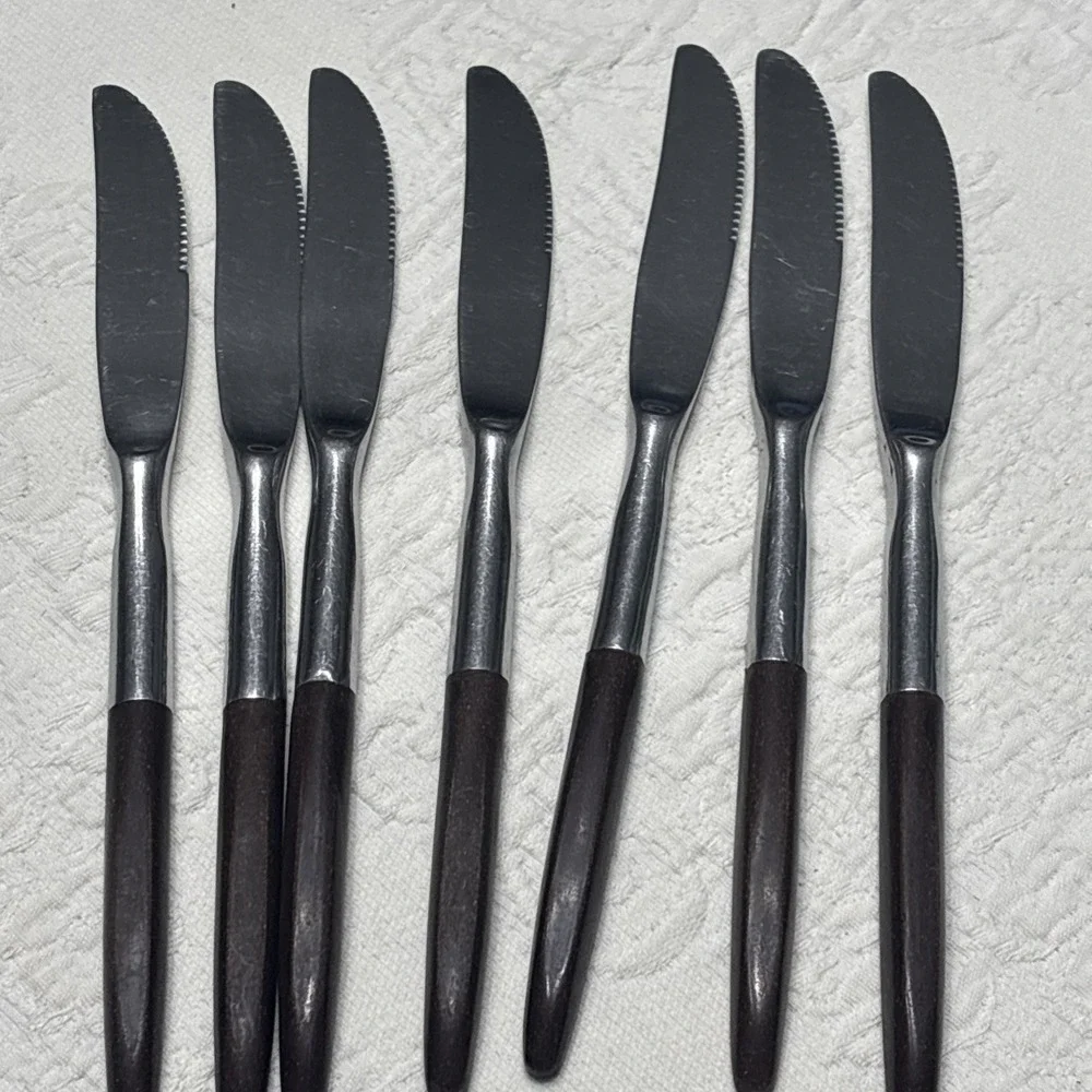 Oneida Northland NAPA VALLEY Stainless 7 Dinner Knives Flatware Wooden MCM